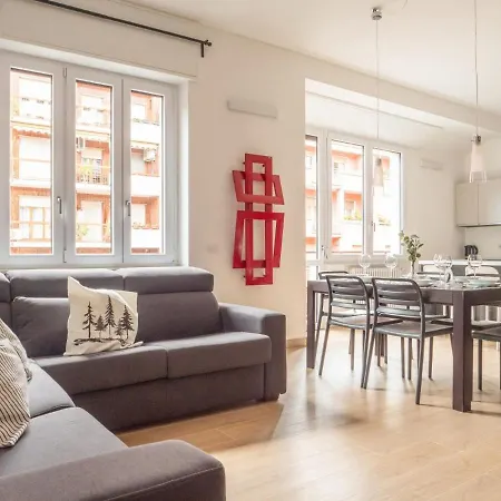 The Best Rent - Gorgeous Two-bedroom Close To Cinque Giornate Square Apartment Milan